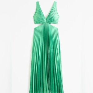 Abercrombie & Fitch Giselle Pleated Cutout Maxi Dress